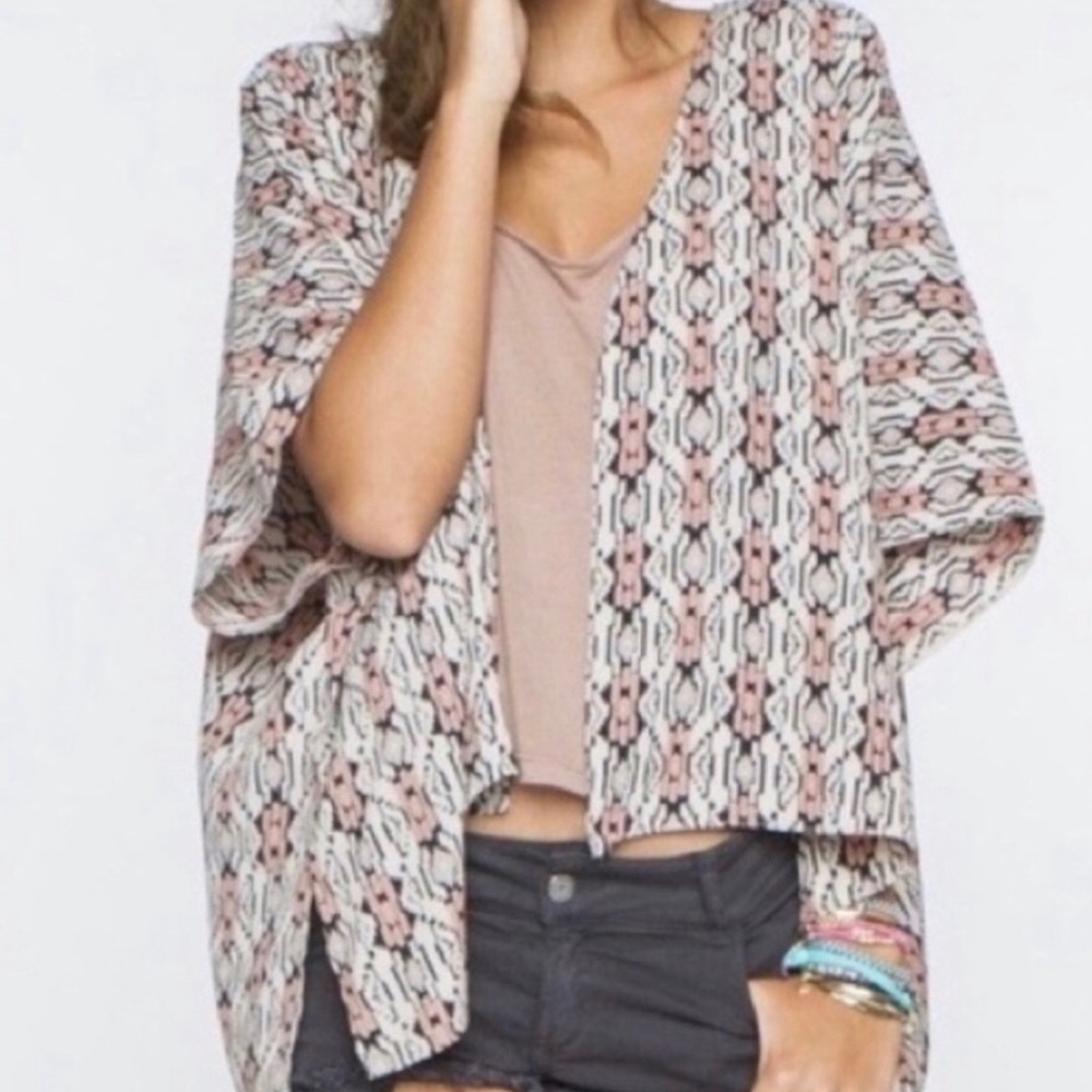 John Galt/Brandy Melville collab. Aztec Kimono